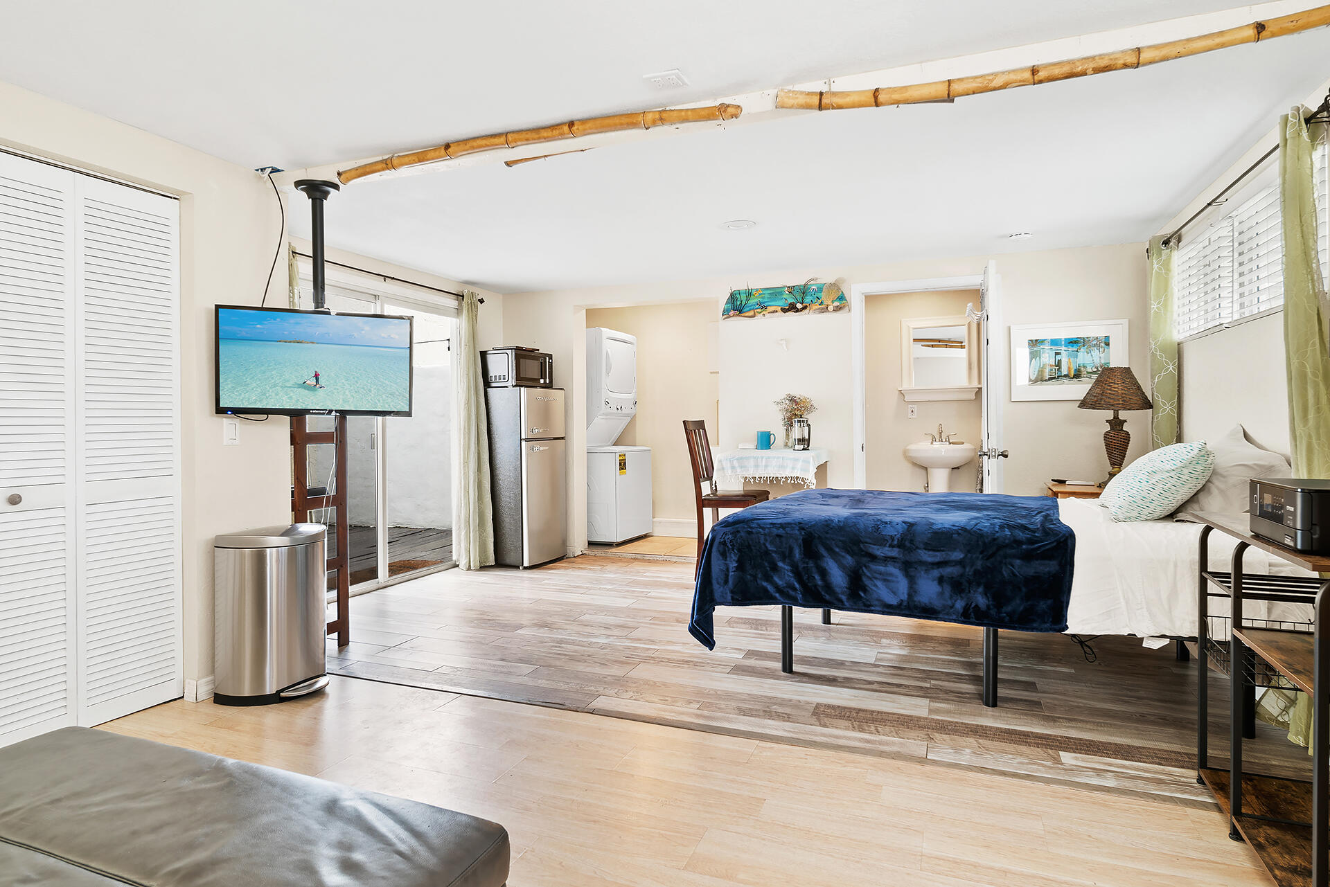 OCEAN WALK PLACE - Residential Lease