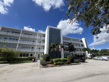 4006 FARNHAM N 4006 Deerfield Beach FL 33442