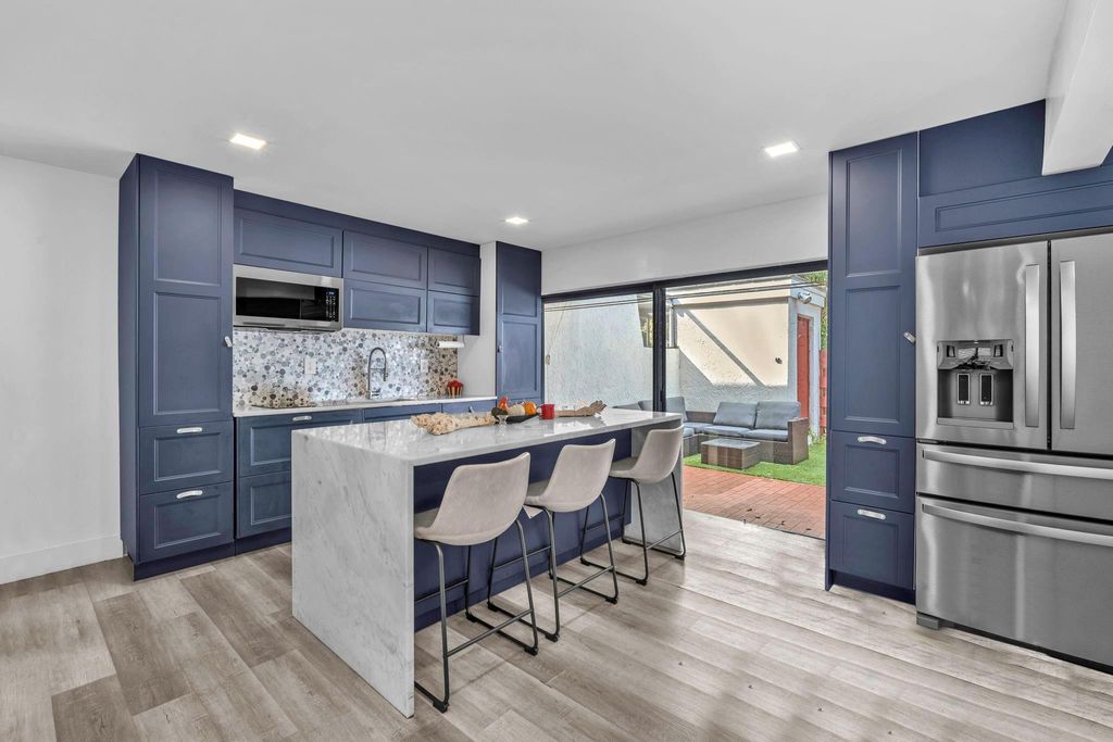 Photo of 3904 Parkside Lane, Hollywood, FL 33021 (MLS # F10553900)