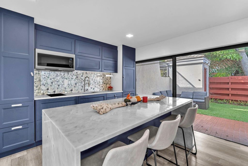 Photo of 3904 Parkside Lane, Hollywood, FL 33021 (MLS # F10553900)