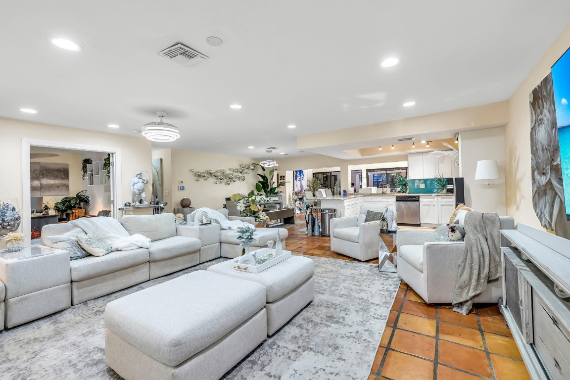 Royal Palm Estates Sec On - Residential