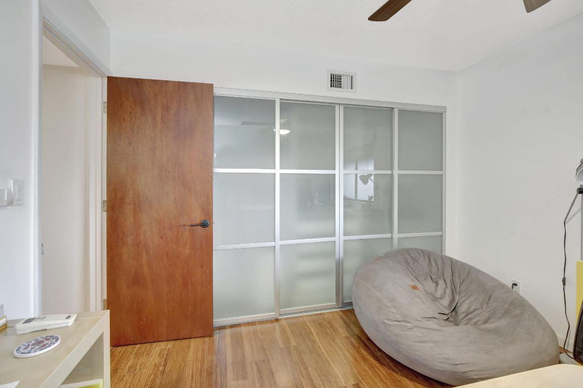 FOUNTAINS OF JACARANDA CONDO II - Residential