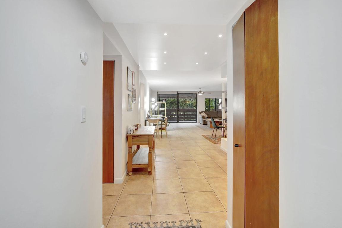 FOUNTAINS OF JACARANDA CONDO II - Residential