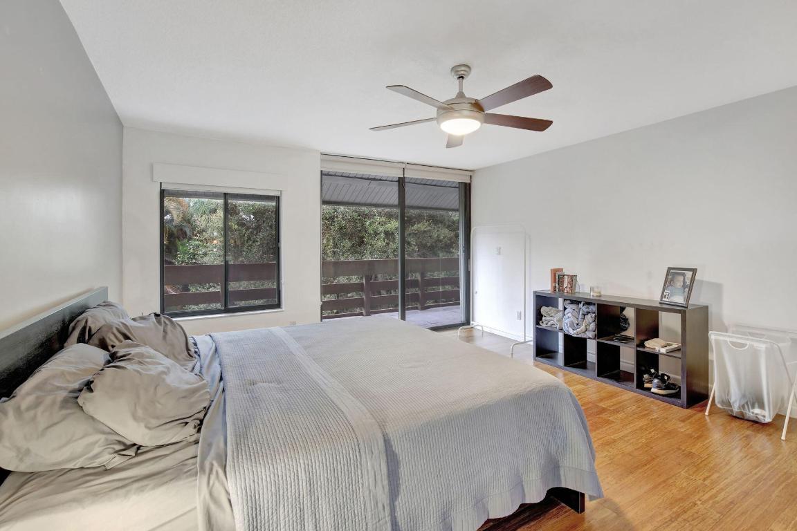 FOUNTAINS OF JACARANDA CONDO II - Residential