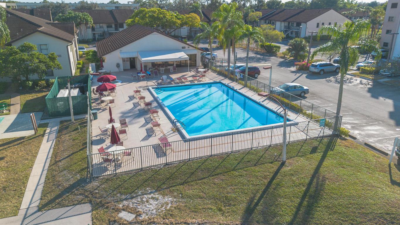 LUCERNE POINTE ONE,TWO,THREE FOUR,SEVEN,EIGHT,NINE - Residential