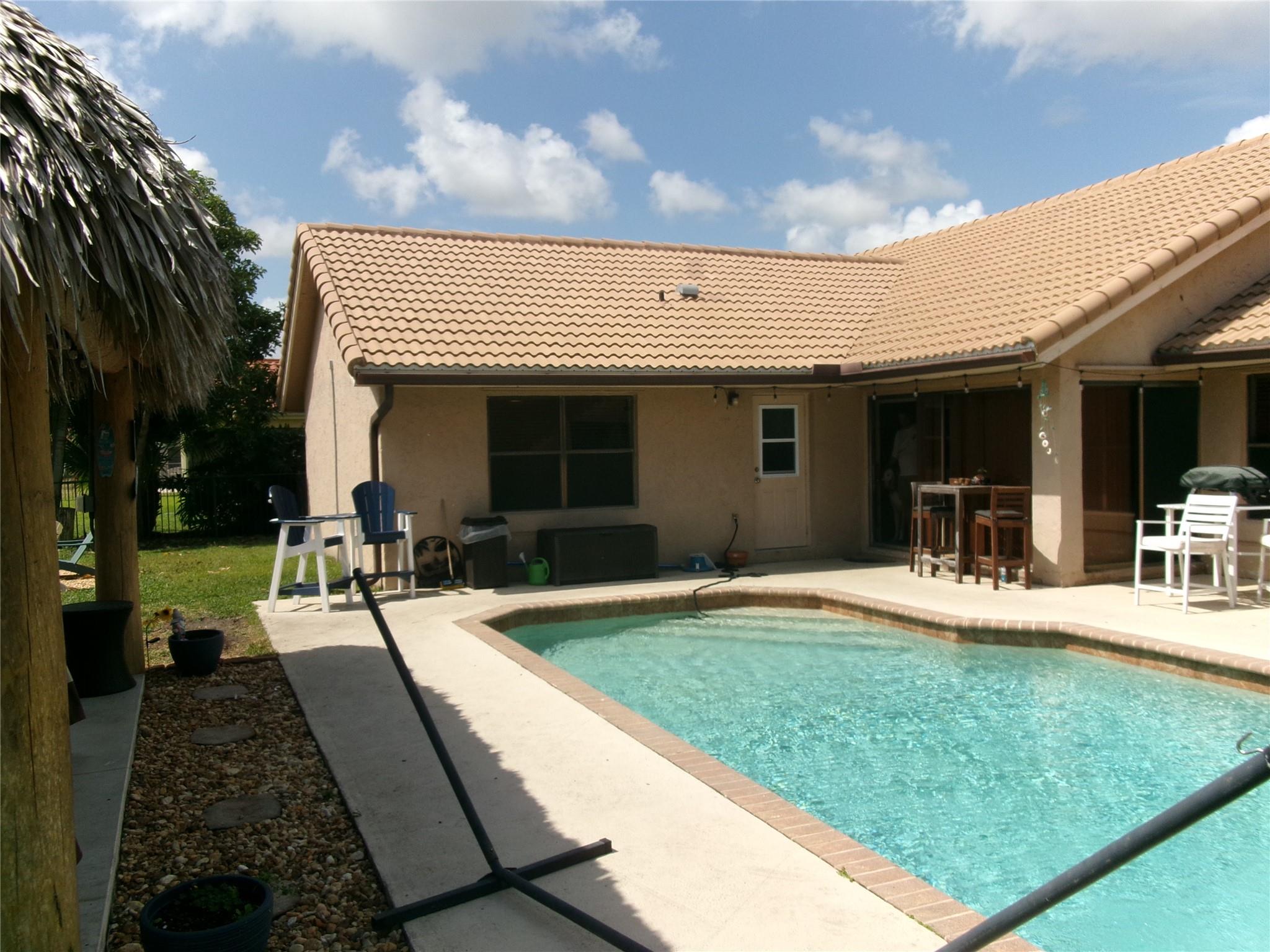 9460 El Clair Ranch Rd