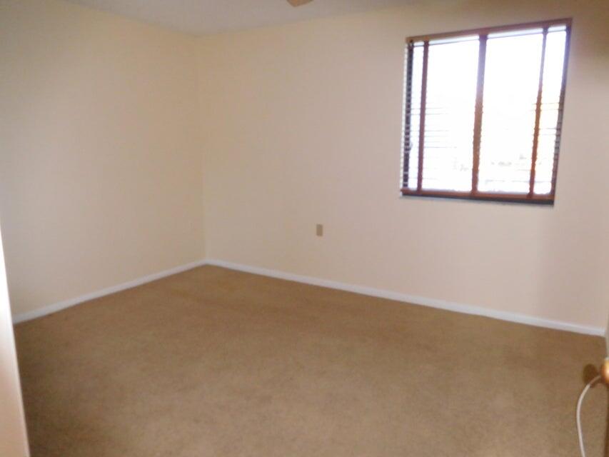 WHITEHALL - Residential