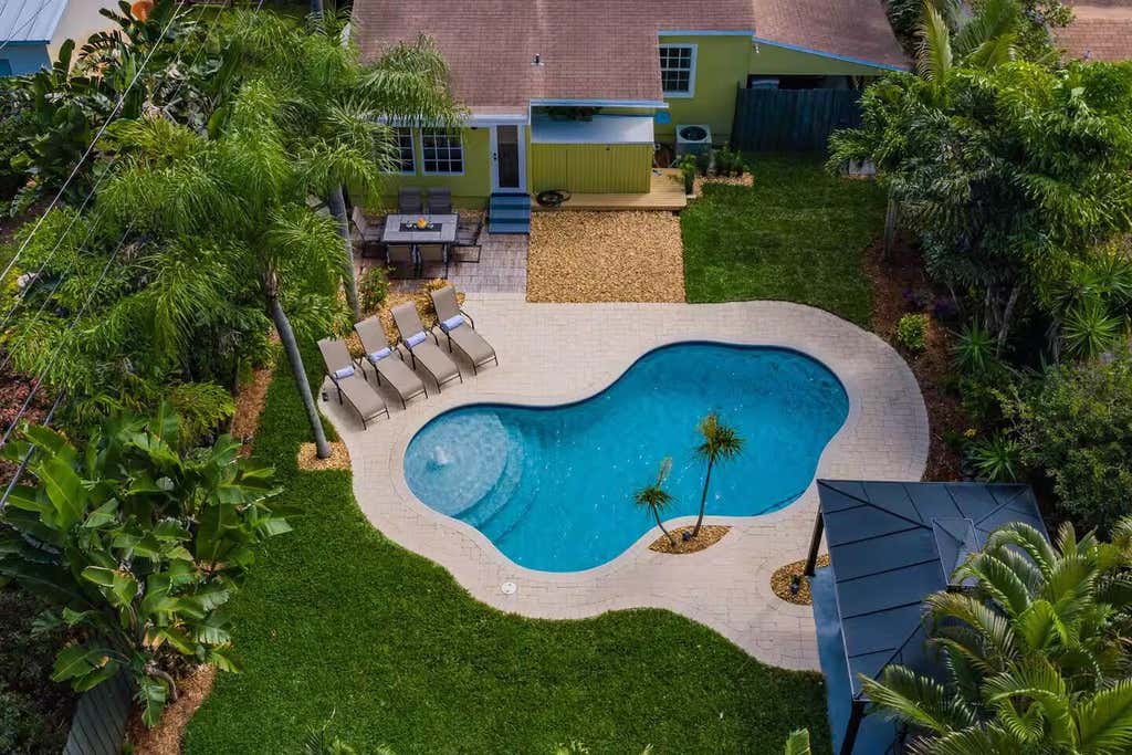 Photo of 2515 NE 8th Avenue, Wilton Manors, FL 33305 (MLS # B26060999)