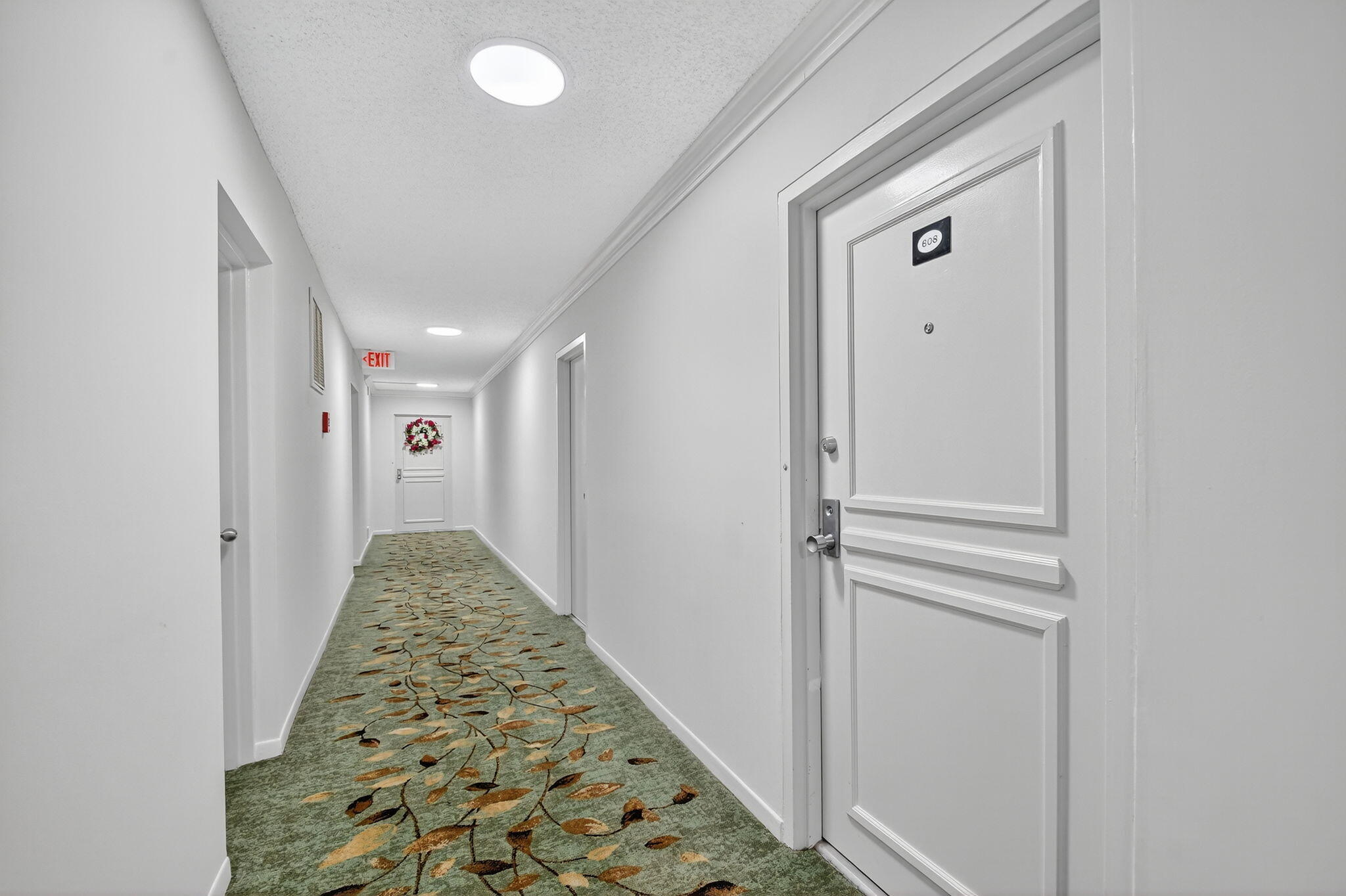 MAYFAIR HOUSE CONDO - Residential