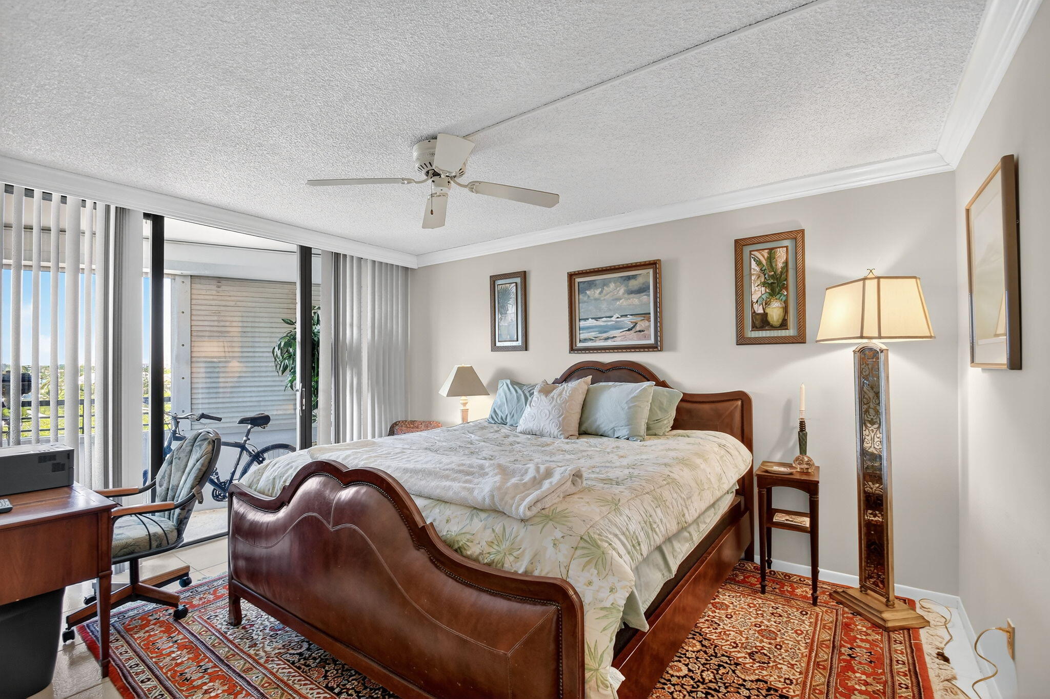 MAYFAIR HOUSE CONDO - Residential