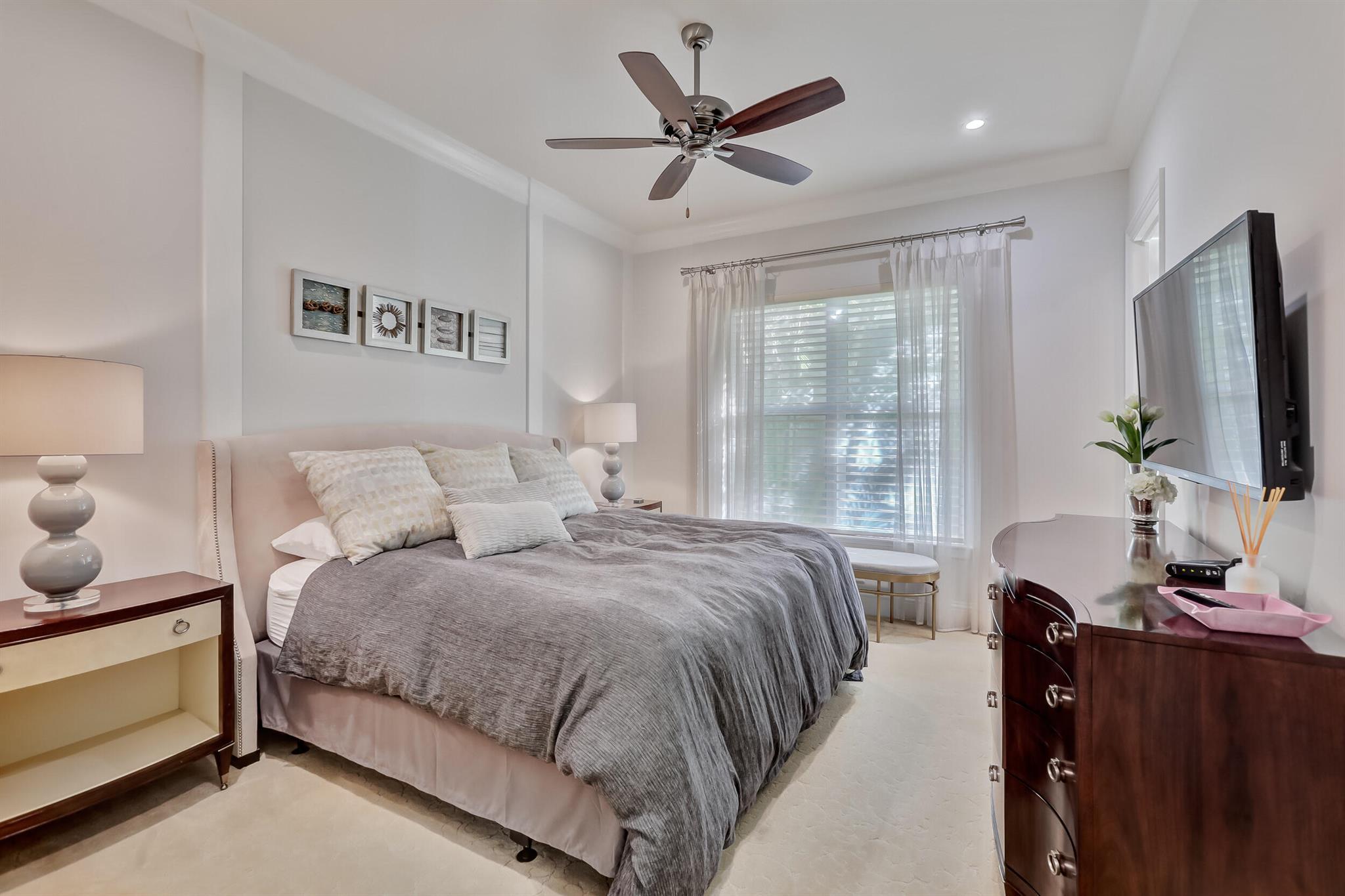 OLD PALM - Residential