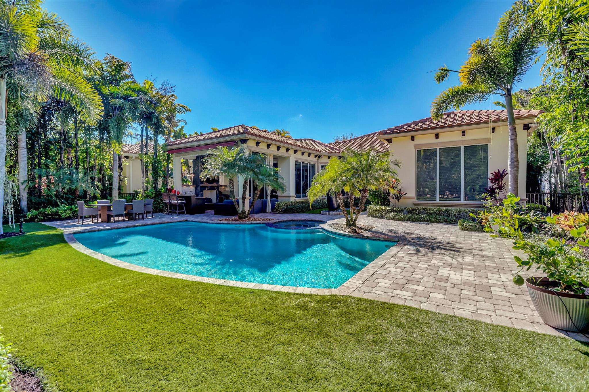 OLD PALM - Residential