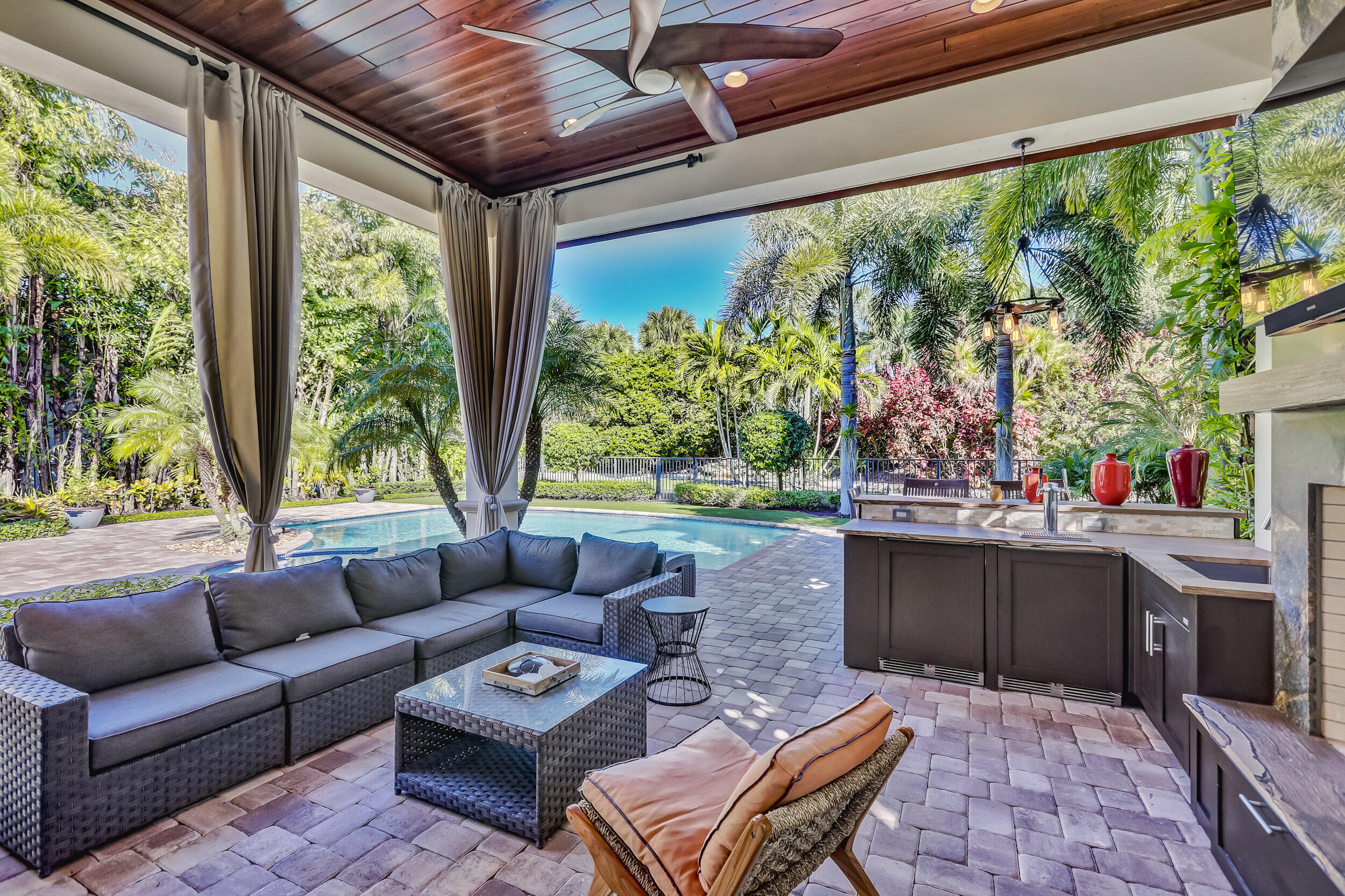 OLD PALM - Residential