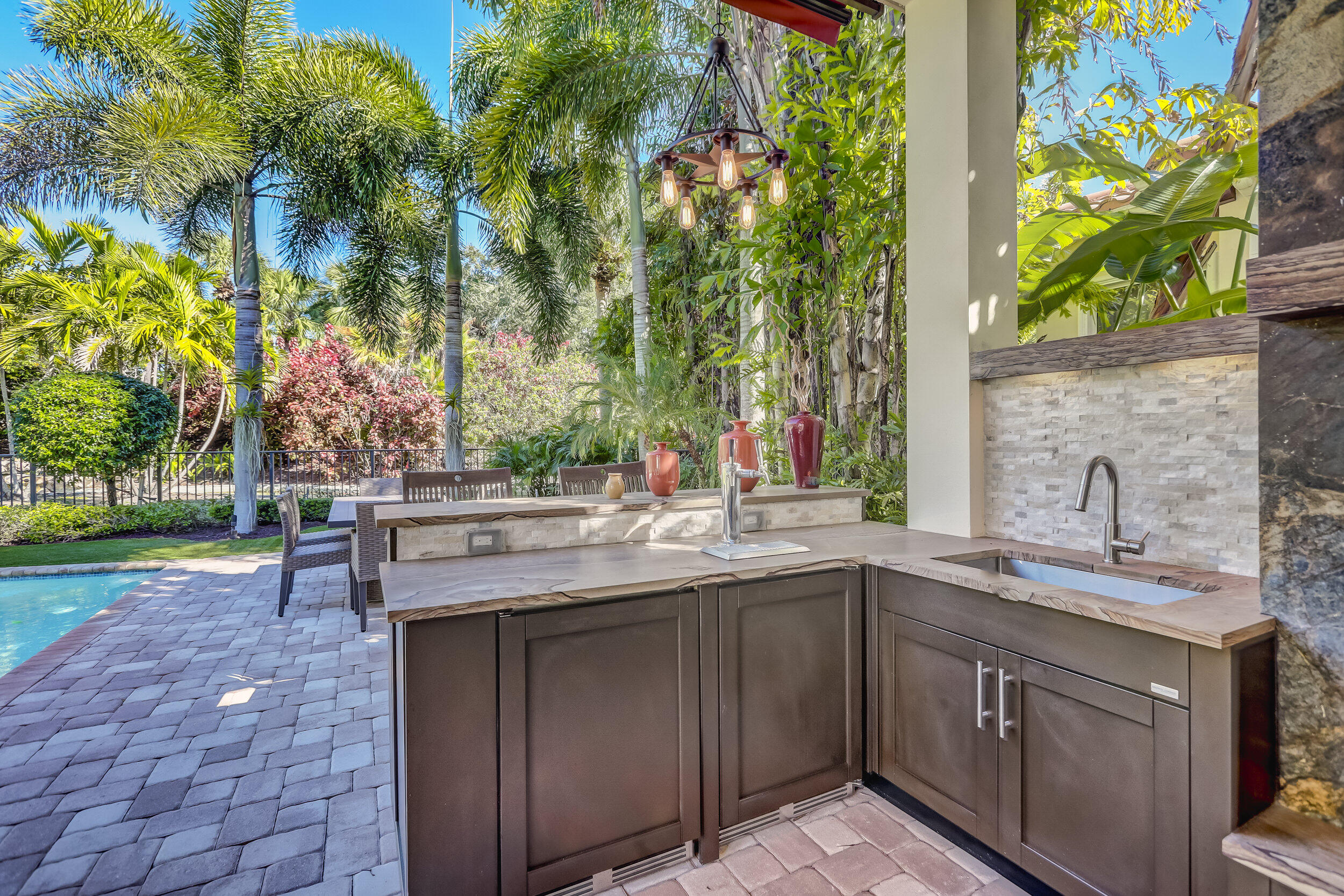 OLD PALM - Residential