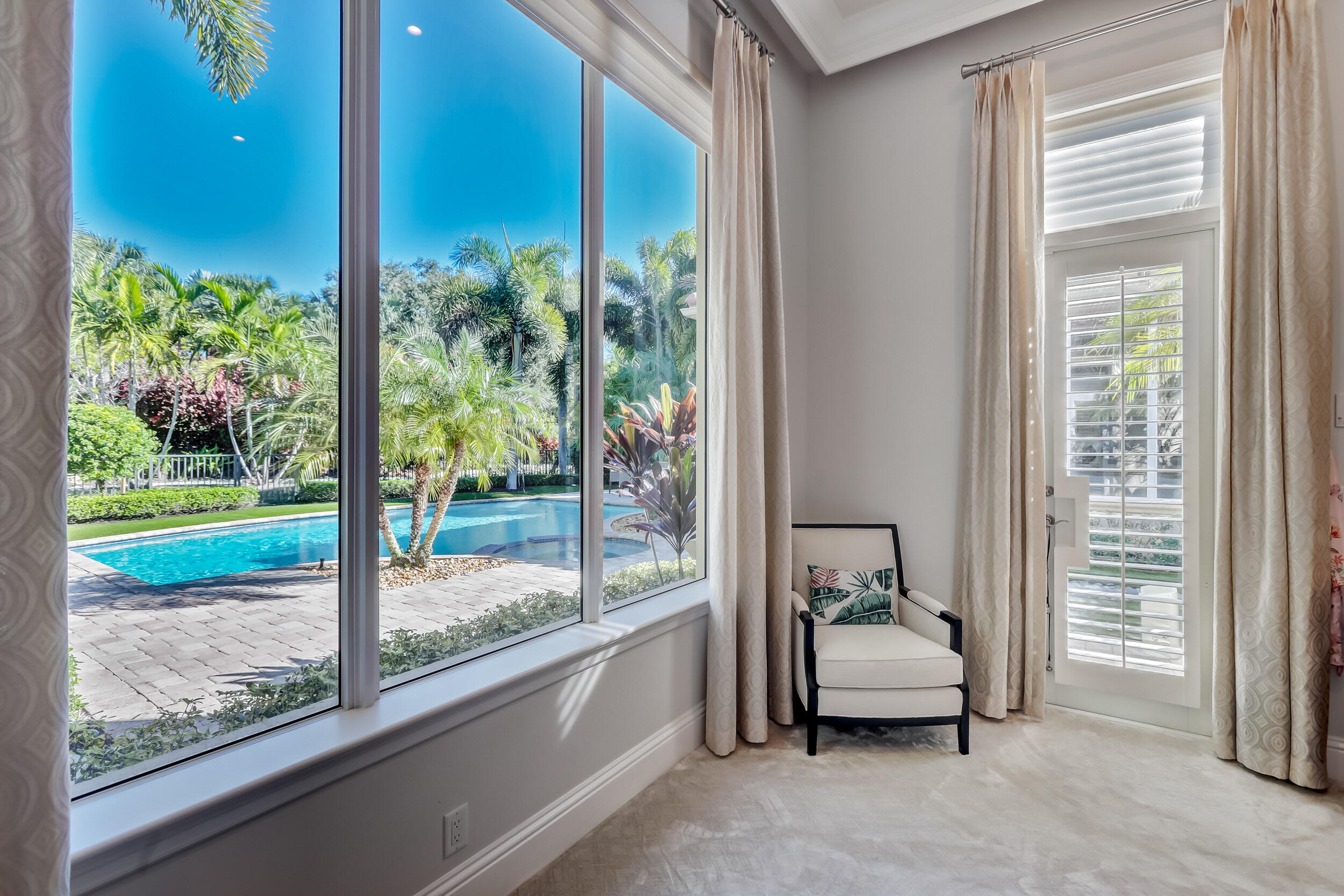 OLD PALM - Residential