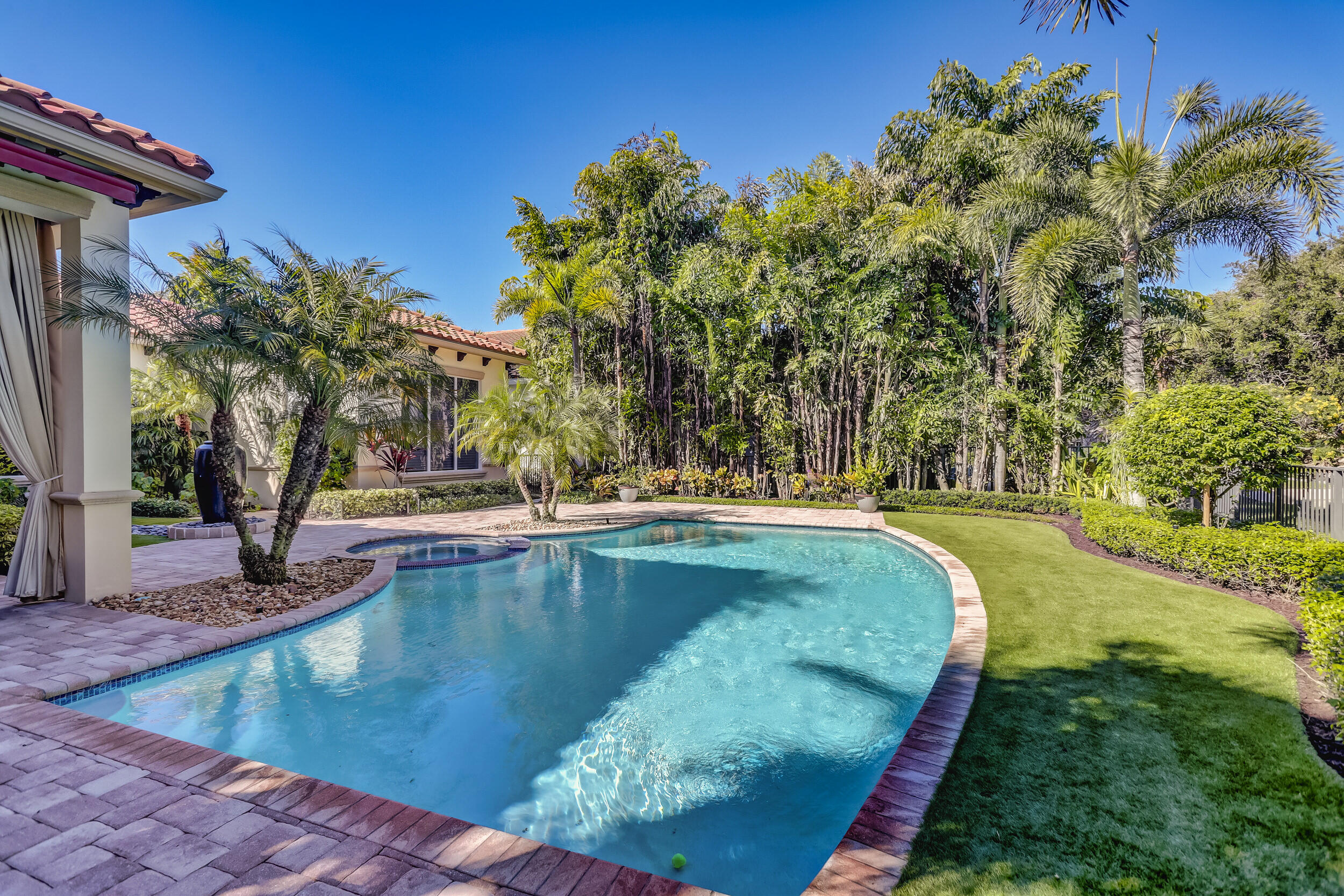 OLD PALM - Residential