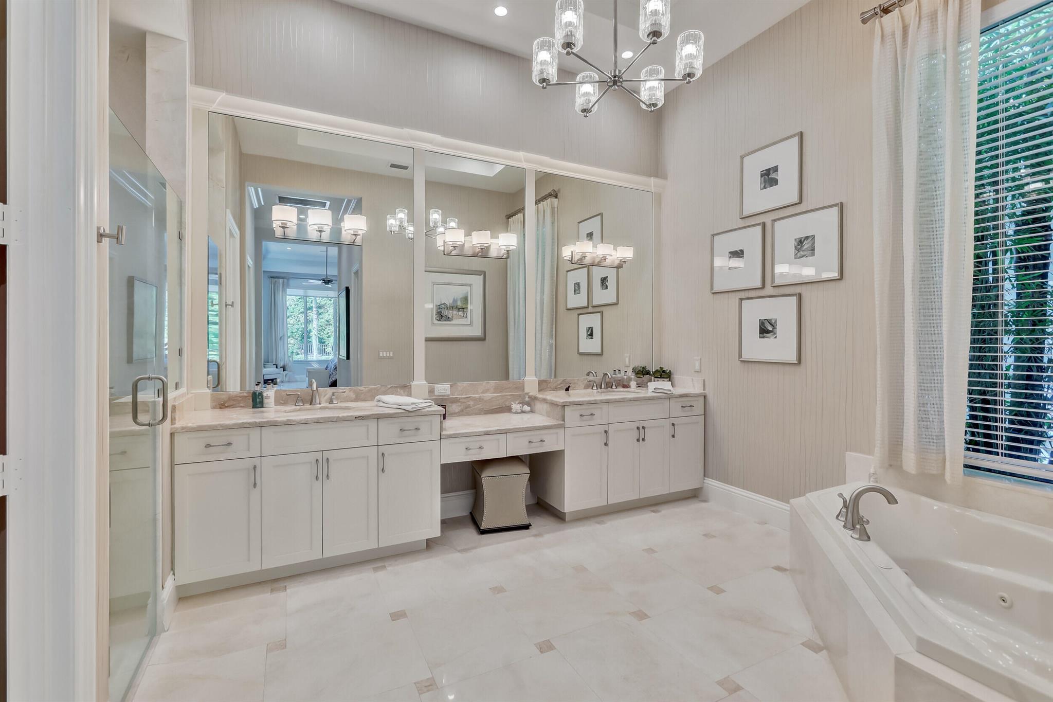 OLD PALM - Residential