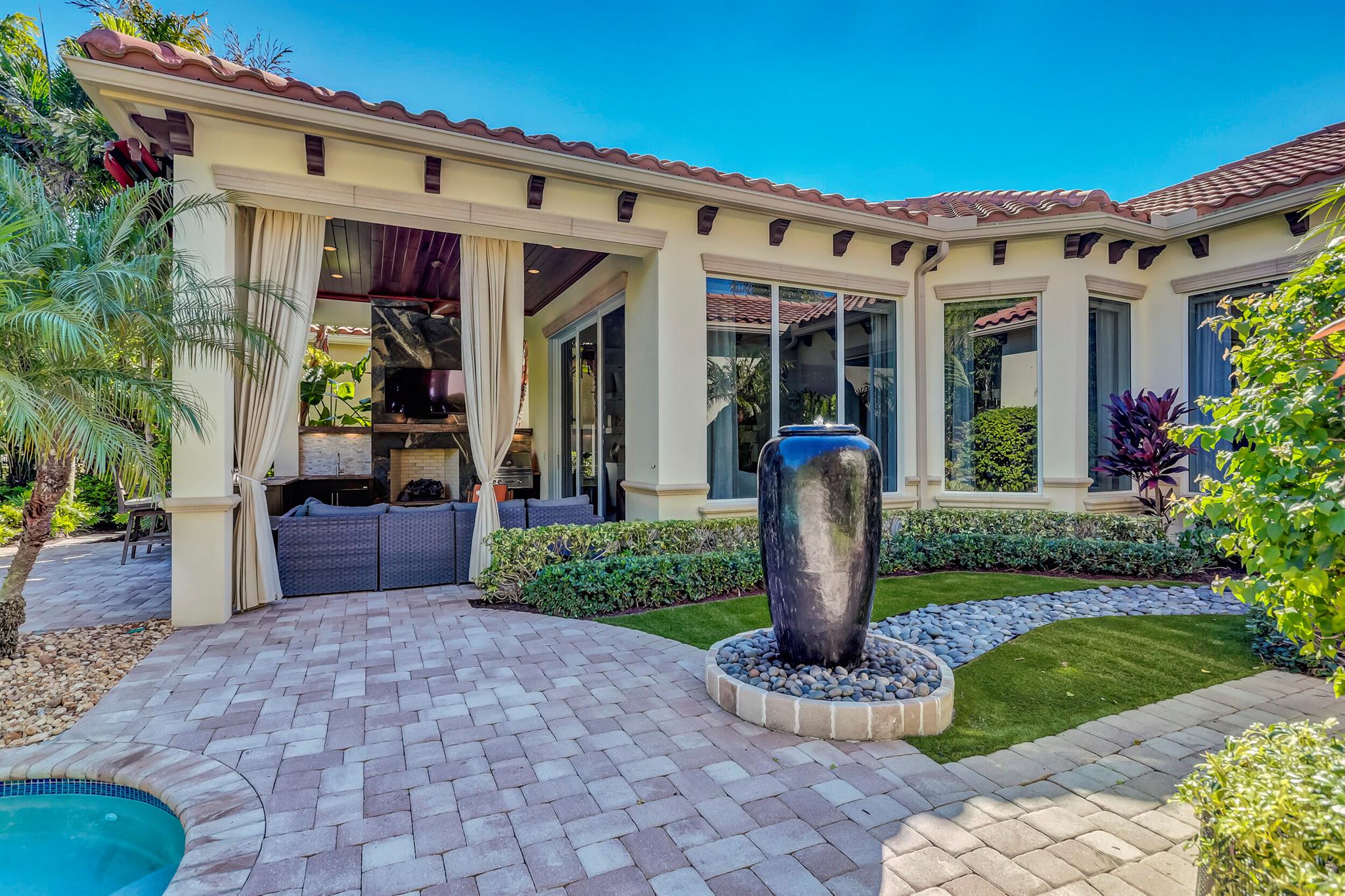 OLD PALM - Residential