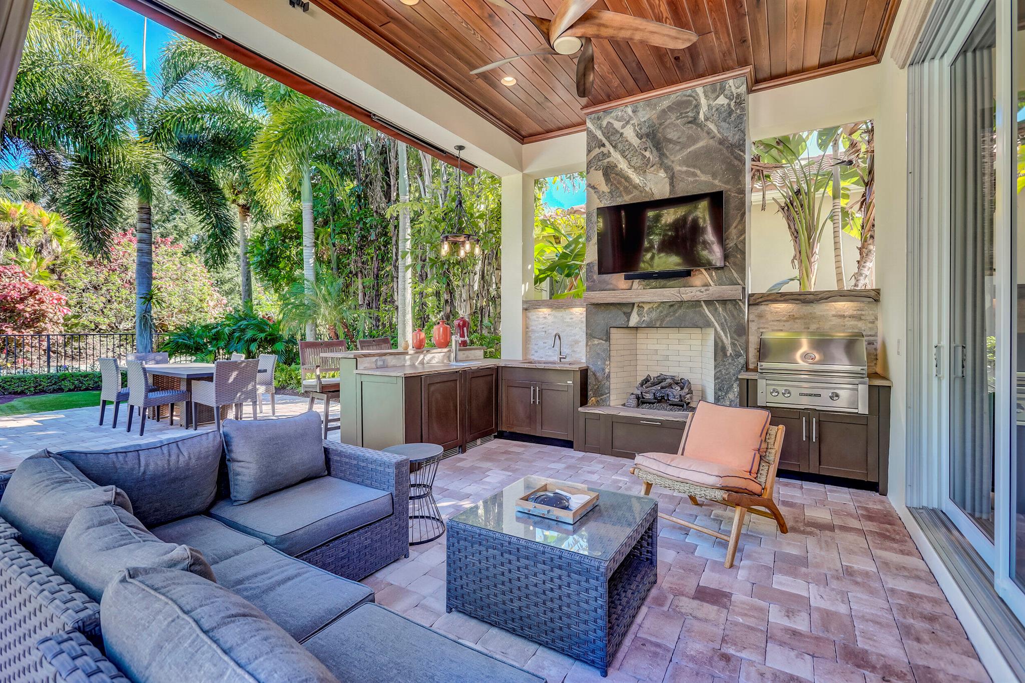 OLD PALM - Residential