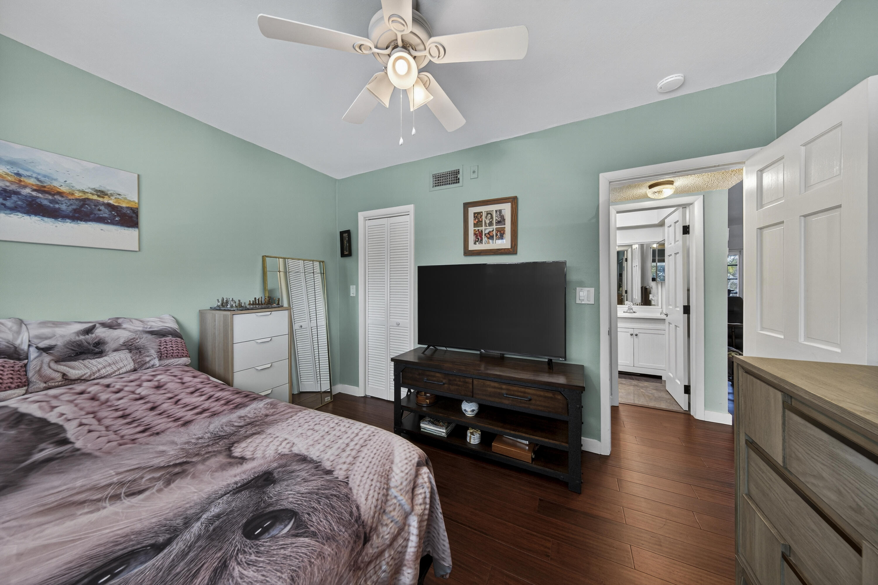 FAIRVIEW I CONDO - Residential