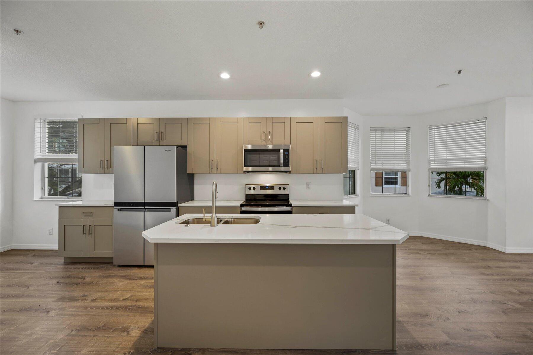 ABACOA TOWN CENTER 3 - Residential