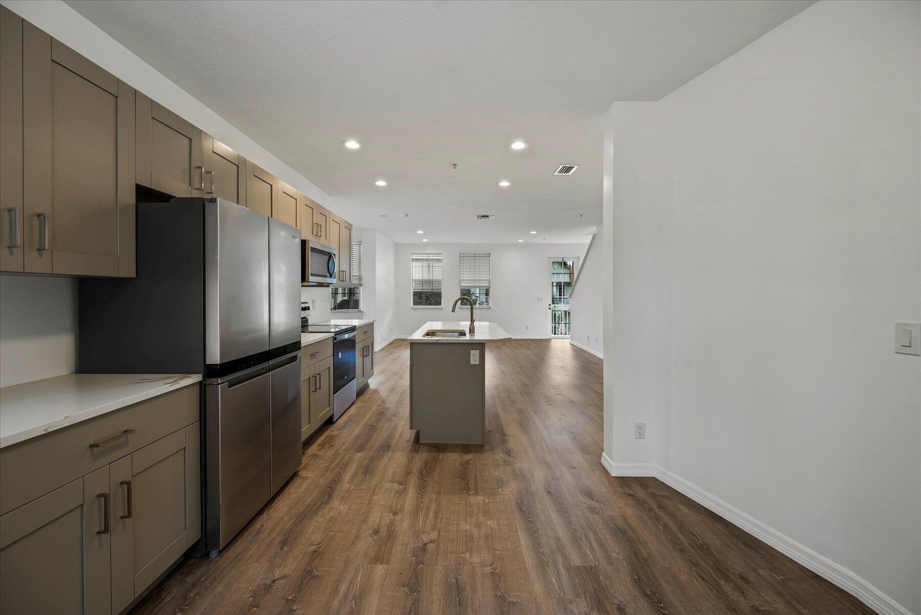 ABACOA TOWN CENTER 3 - Residential