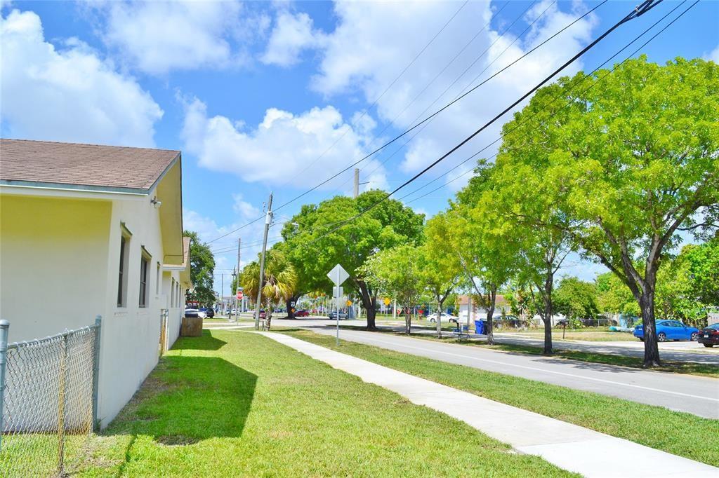 Hollywood Beach Gardens 1 - Residential Income