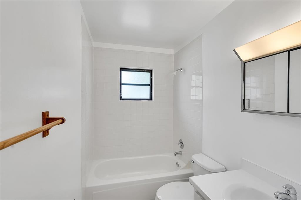 Hollywood Beach Gardens 1 - Residential Income