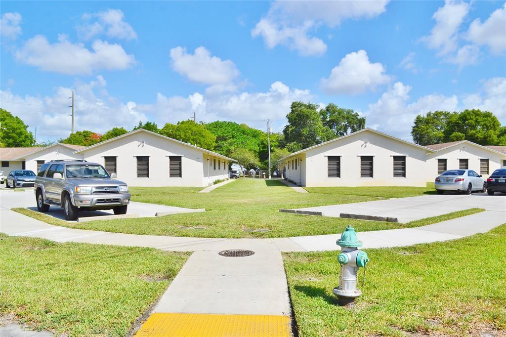 Hollywood Beach Gardens 1 - Residential Income