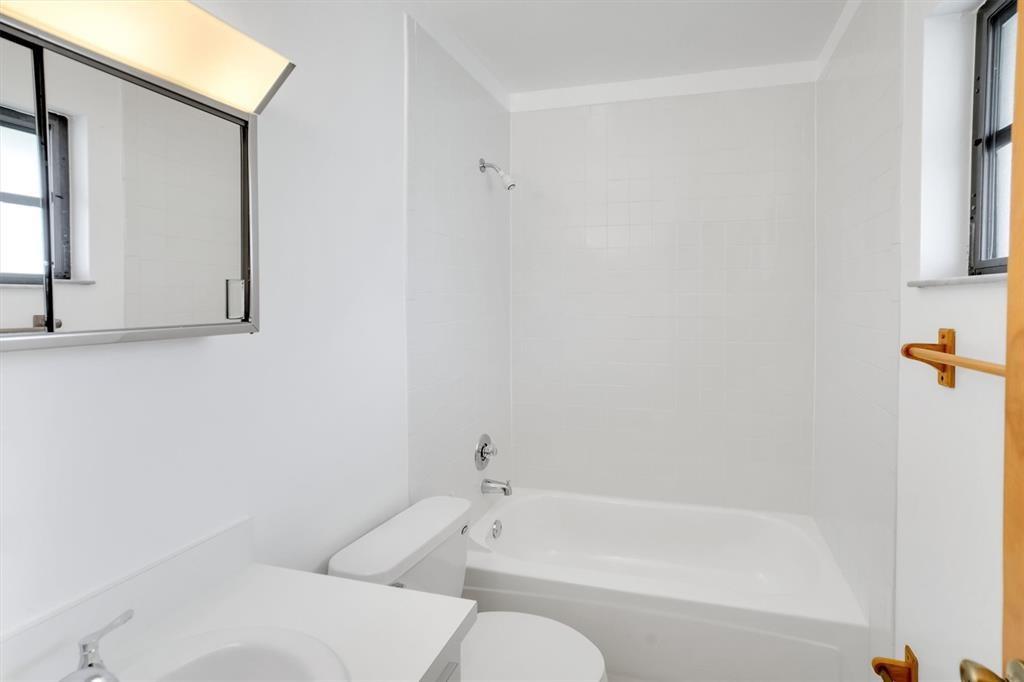 Hollywood Beach Gardens 1 - Residential Income