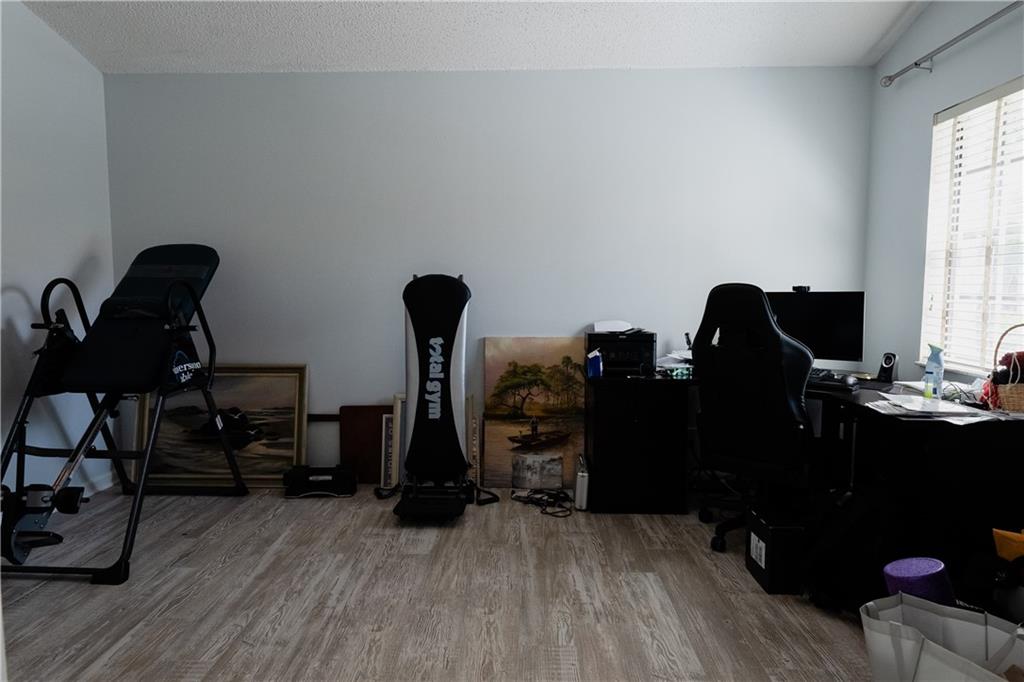 CRYSTAL POINTE 2 - Residential