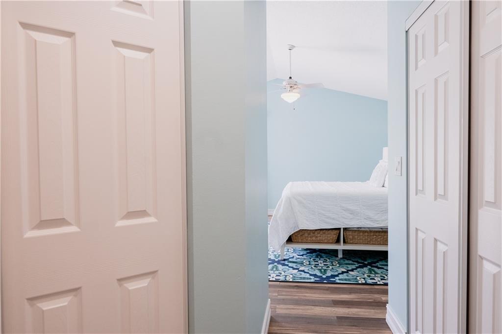 CRYSTAL POINTE 2 - Residential