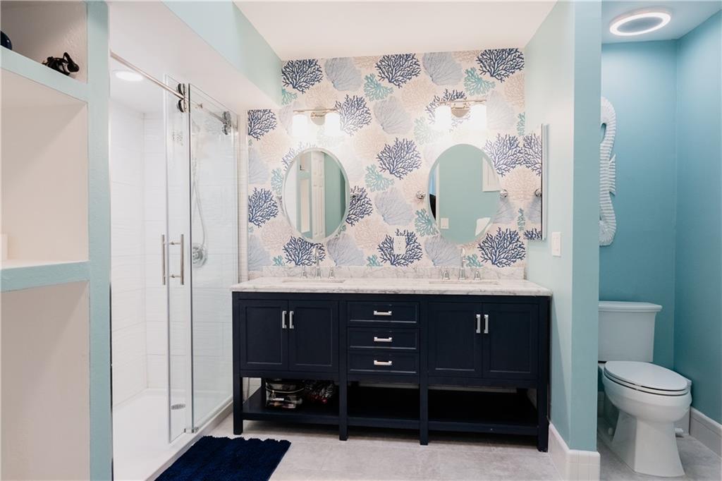 CRYSTAL POINTE 2 - Residential