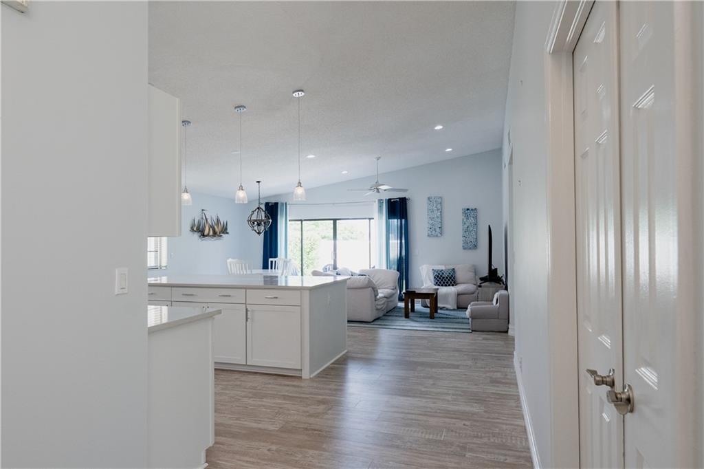 CRYSTAL POINTE 2 - Residential