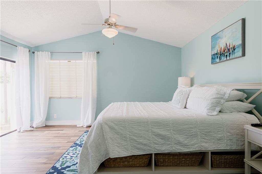 CRYSTAL POINTE 2 - Residential