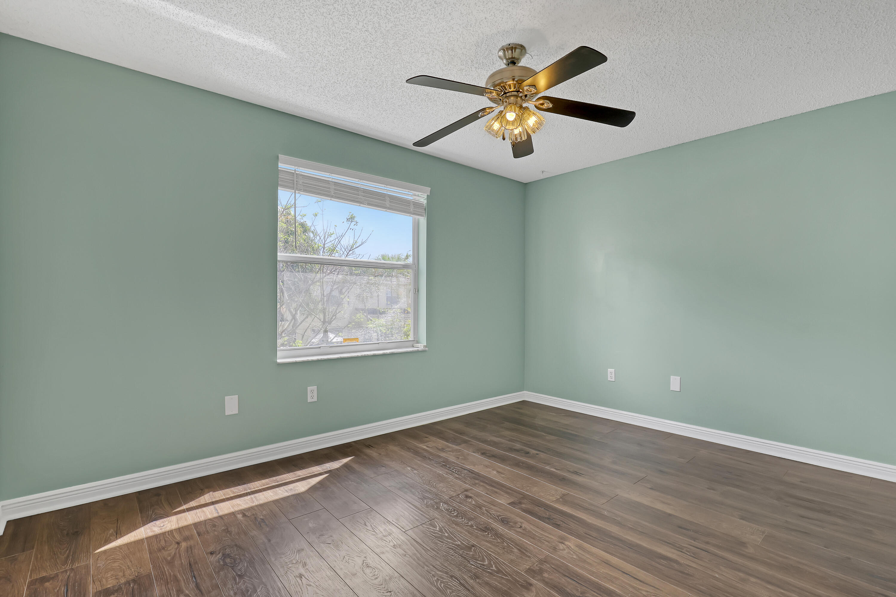 Madison Green - Residential