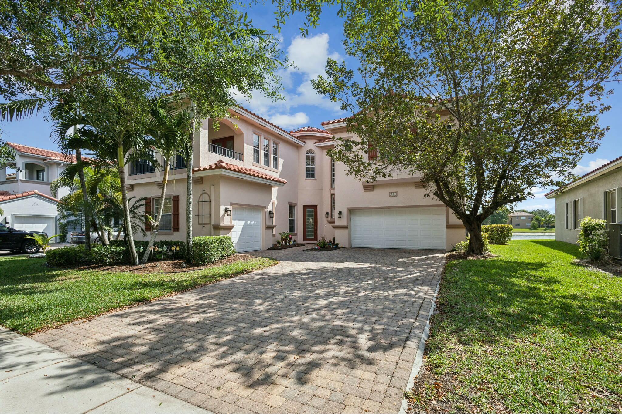694 Cresta Circle