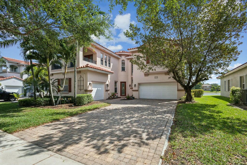 Photo of 694 Cresta Circle, West Palm Beach, FL 33413 (MLS # R11082259)