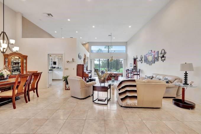 10201 Spyglass Way