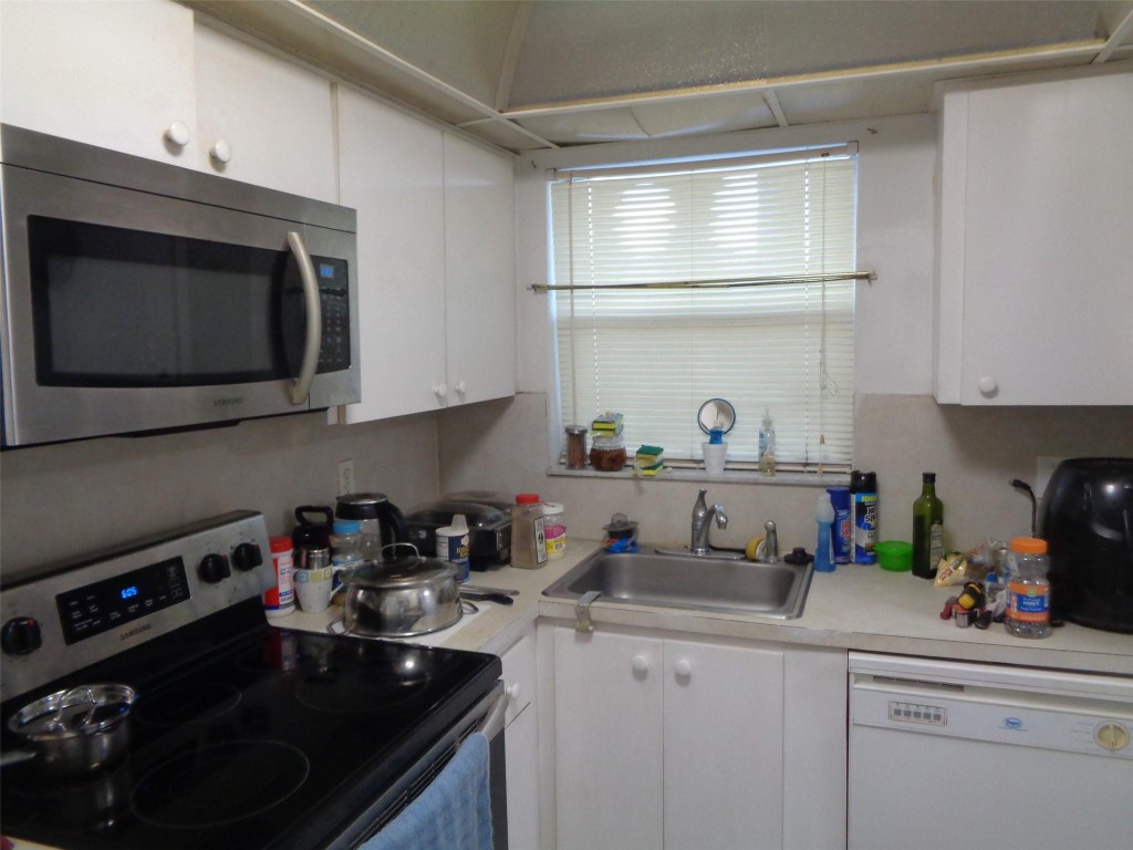 Sunrise Lakes Ph 1 - Residential