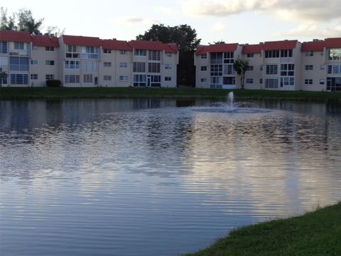 Tiny photo for 2831 E Sunrise Lakes Drive #209, Sunrise, FL 33322 (MLS # F10531568)