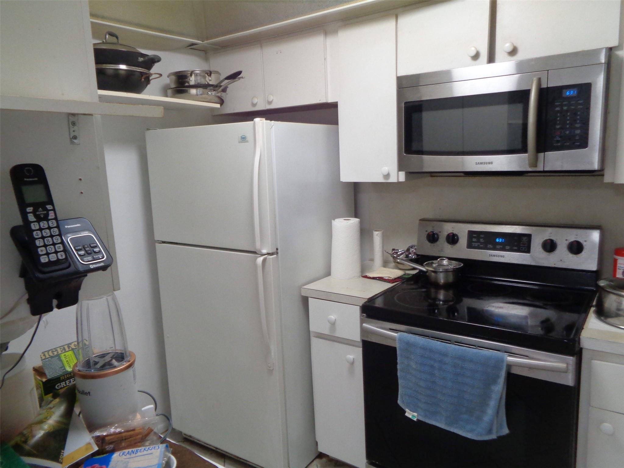 2831 E Sunrise Lks Dr 209