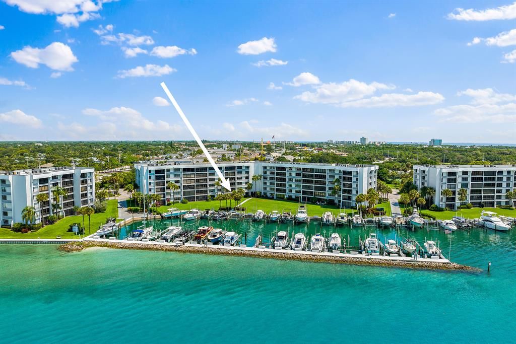 Photo of 1648 Jupiter Cove Drive #111, Jupiter, FL 33469 (MLS # R10801666)