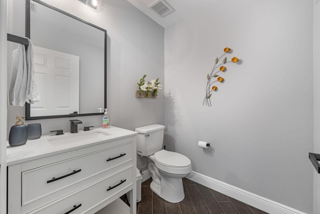 Photo of 11771 St Andrews Place #Apt 101, Wellington, FL 33414 (MLS # B26032669)