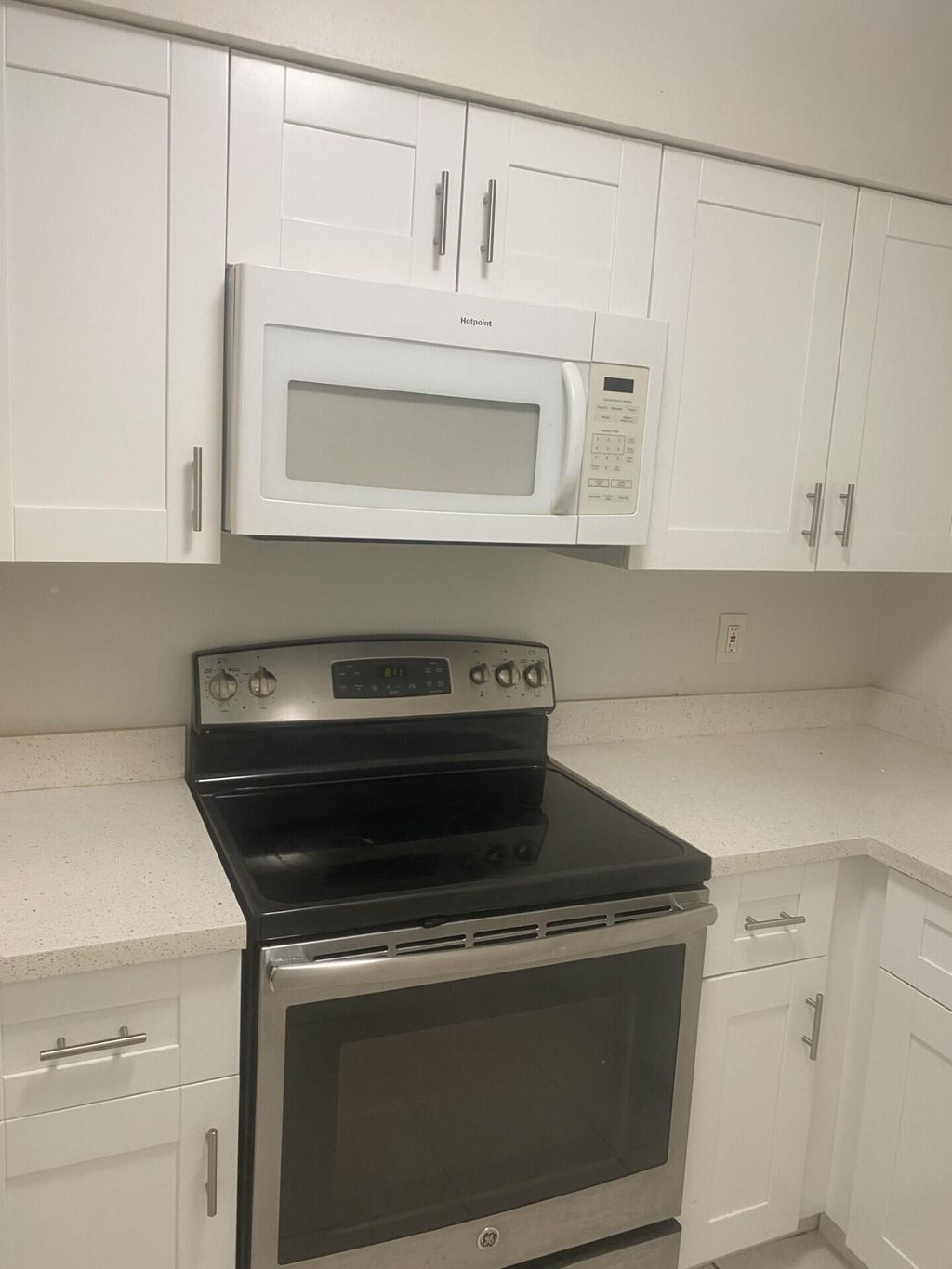 Photo of 819 SW 9th Court, Pompano Beach, FL 33060 (MLS # B26001928)