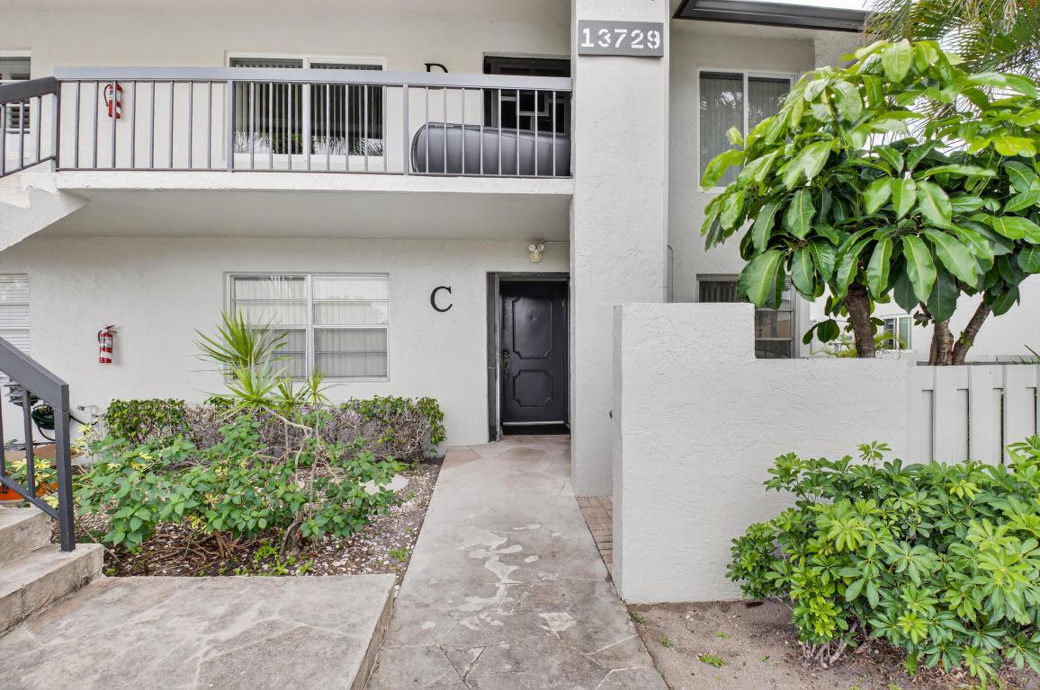 13729 Date Palm Court C