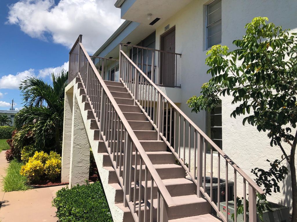 Photo of 14887 Bal Moral Lane #203, Delray Beach, FL 33446 (MLS # R11026607)