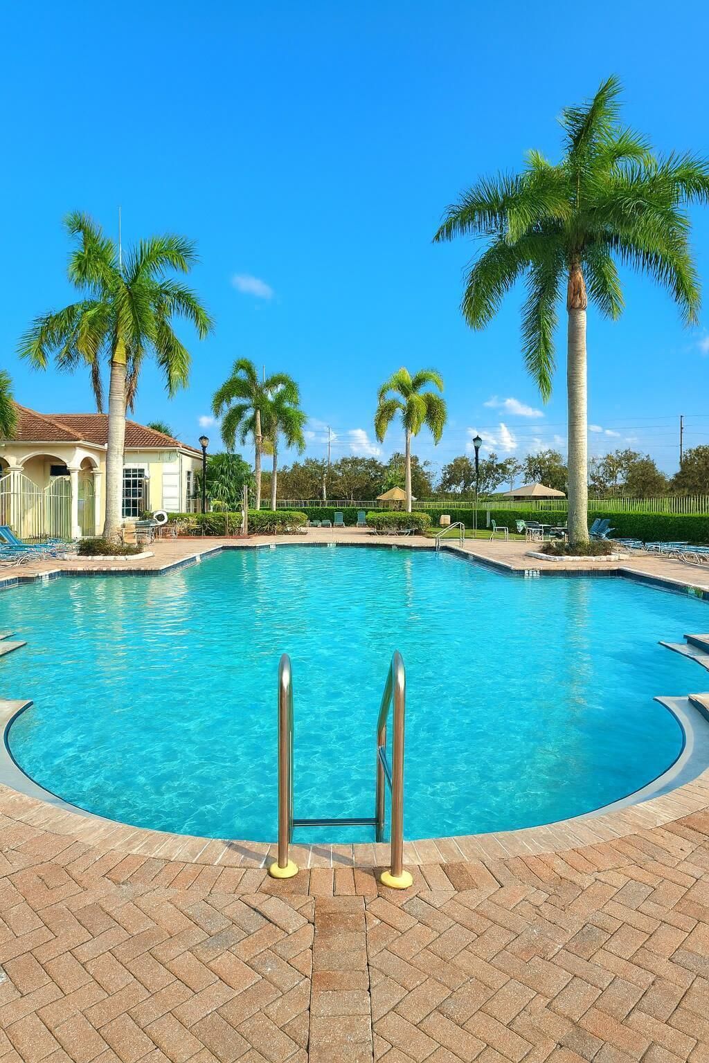 Photo of 6777 Heritage #1208, Boynton Beach, FL 33437 (MLS # B26008983)