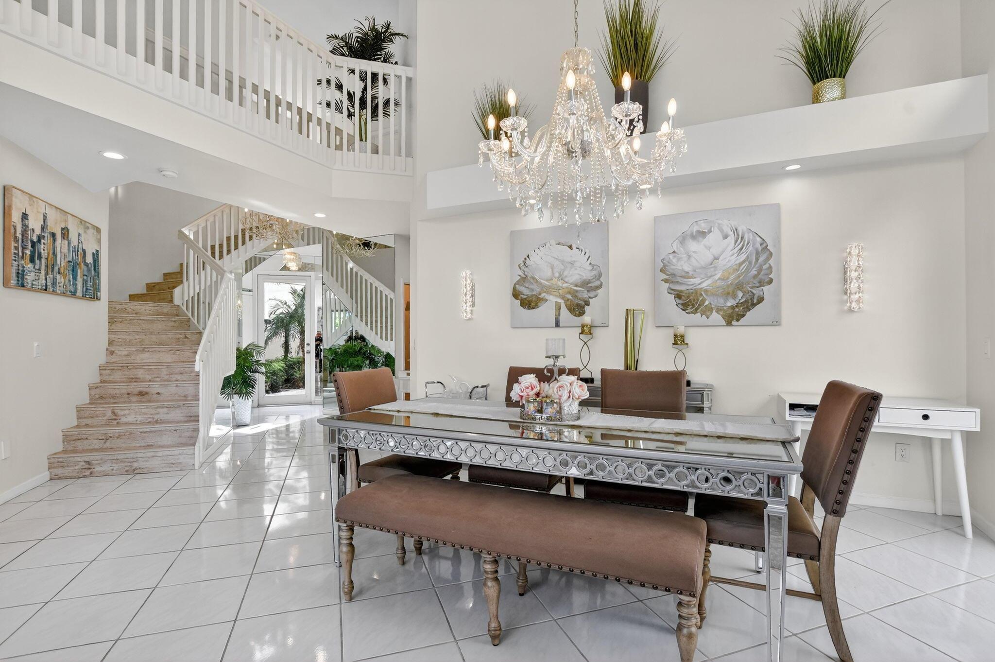 LAUREL POINTE - Residential