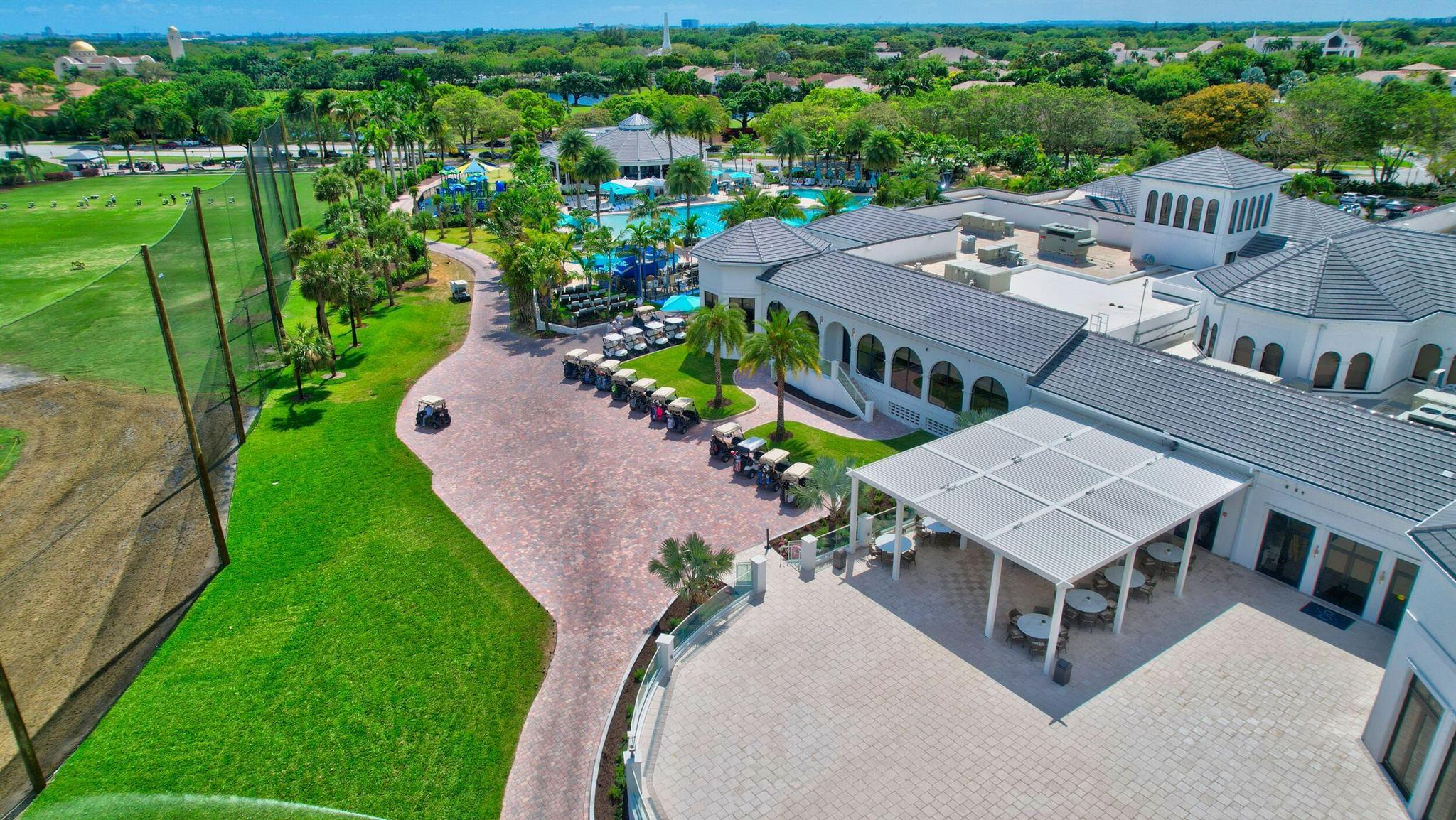 LAUREL POINTE - Residential